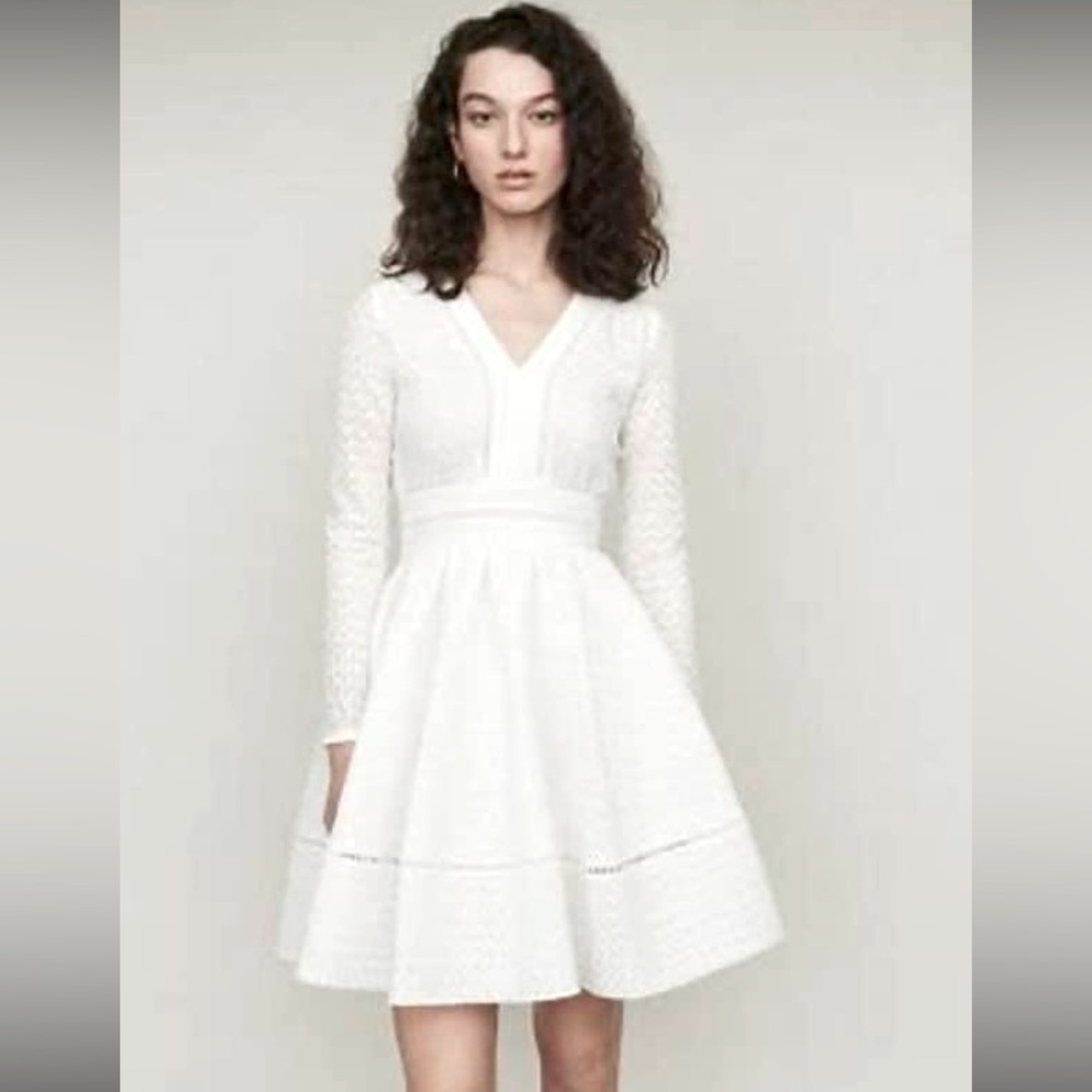 NWT white Maje Robe En Dentelle. Size 1 fit like 0-2. Org $415.